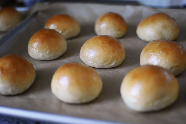 Post image for Classic Soft Dinner Rolls